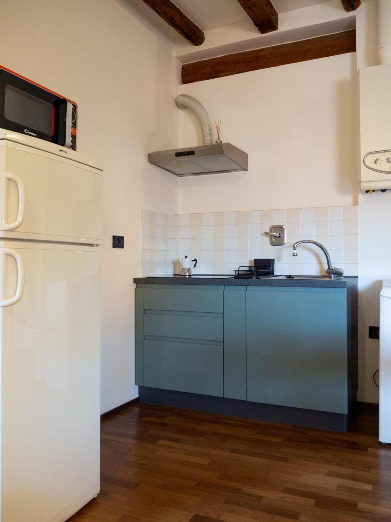 شقة Monolocale Sui Tetti Di Bologna - Via Indipendenza المظهر الخارجي الصورة