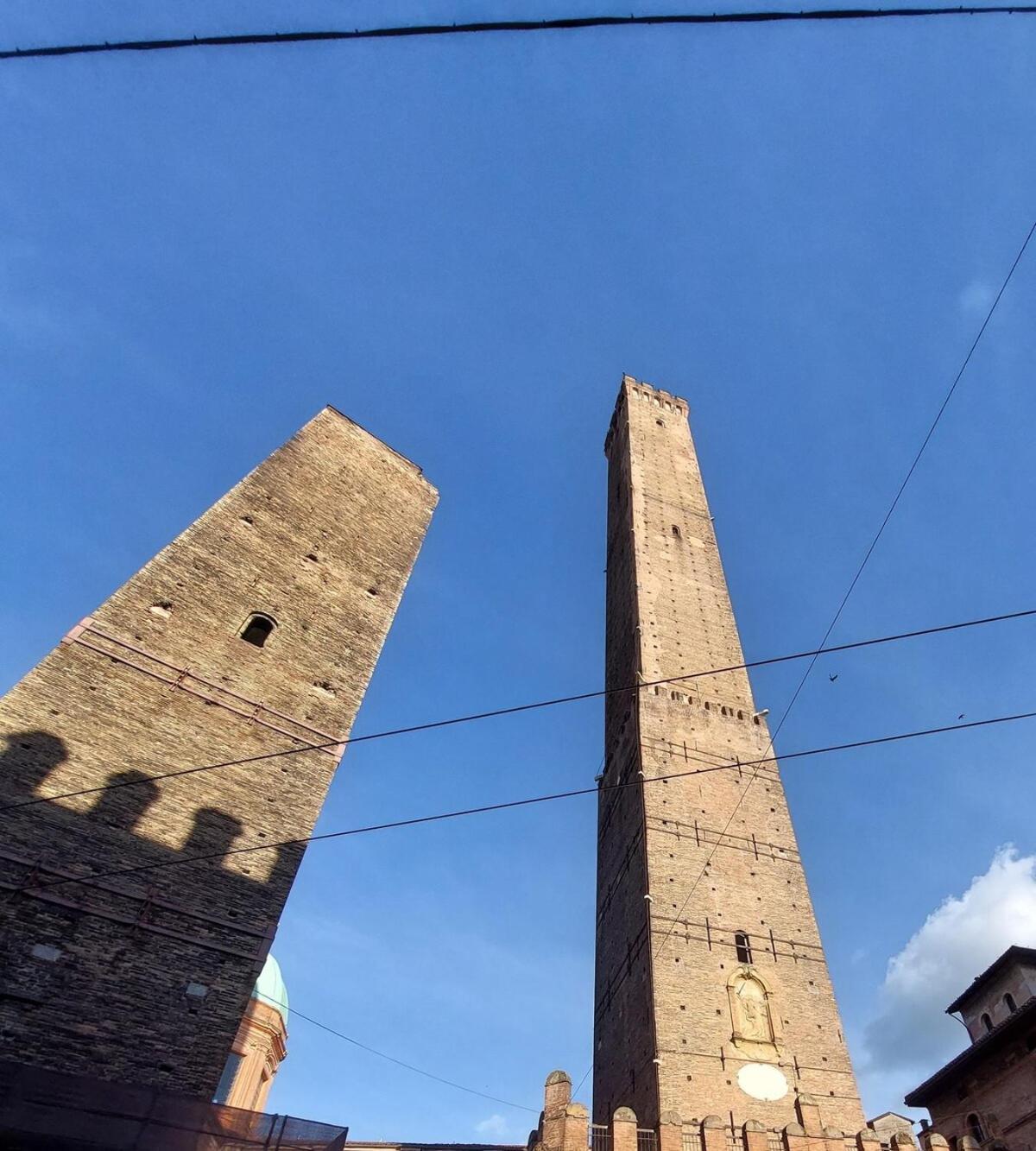 شقة Monolocale Sui Tetti Di Bologna - Via Indipendenza المظهر الخارجي الصورة